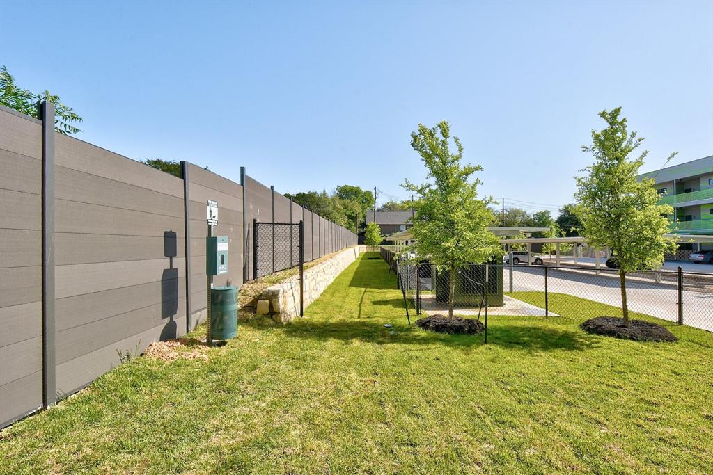 4004 Banister LN # 211