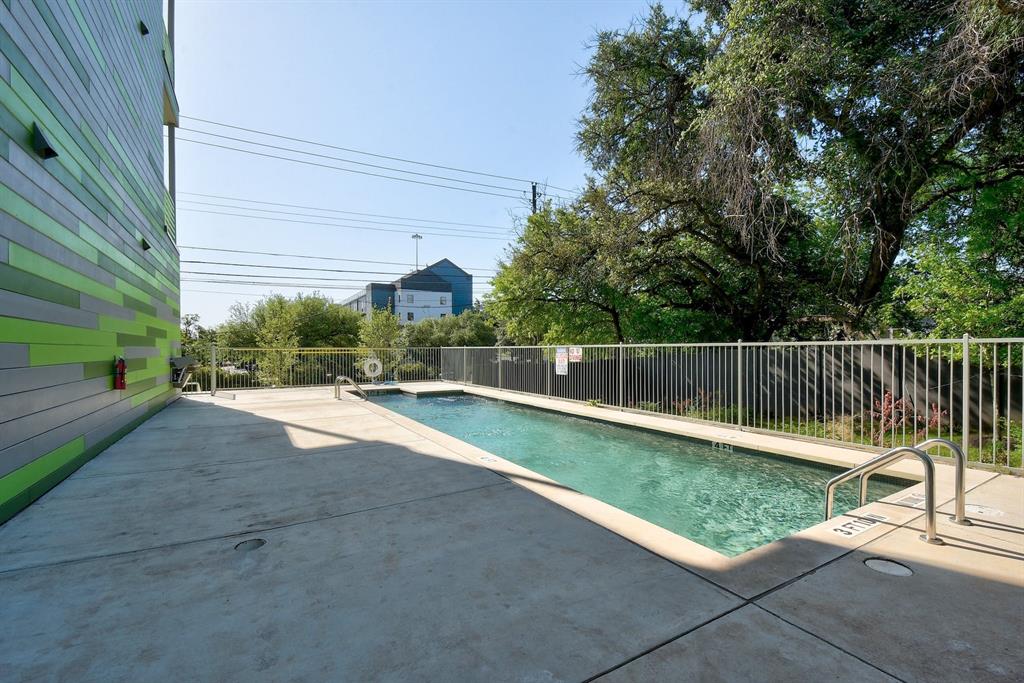 4004 Banister LN # 211