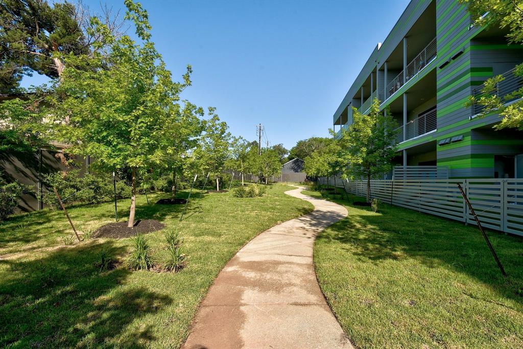 4004 Banister LN # 211