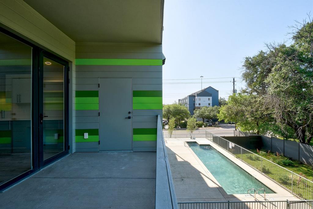 4004 Banister LN # 211