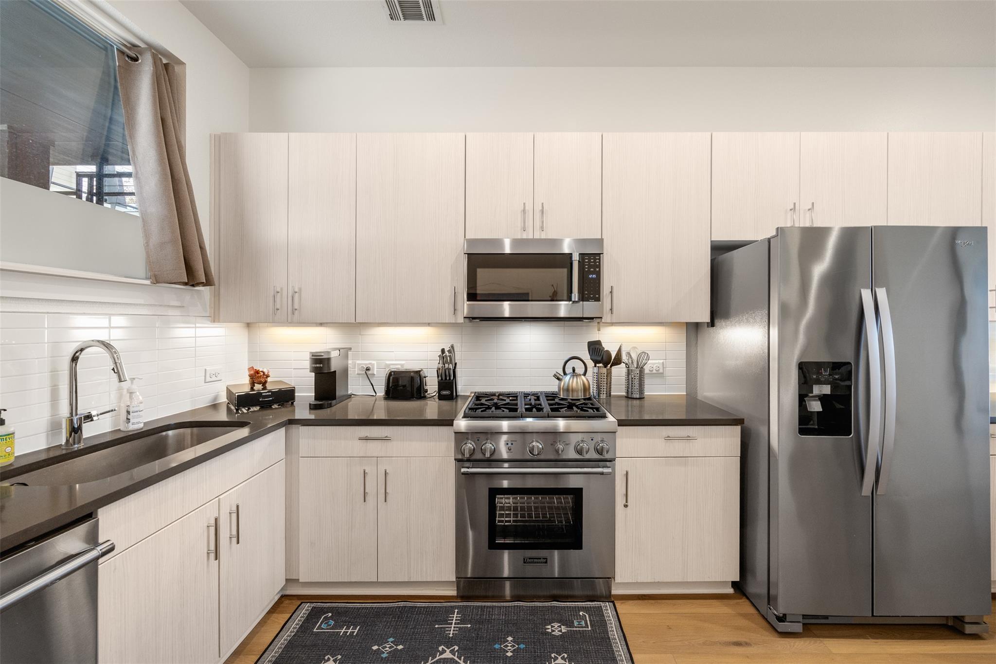 1306 West Ave # 205