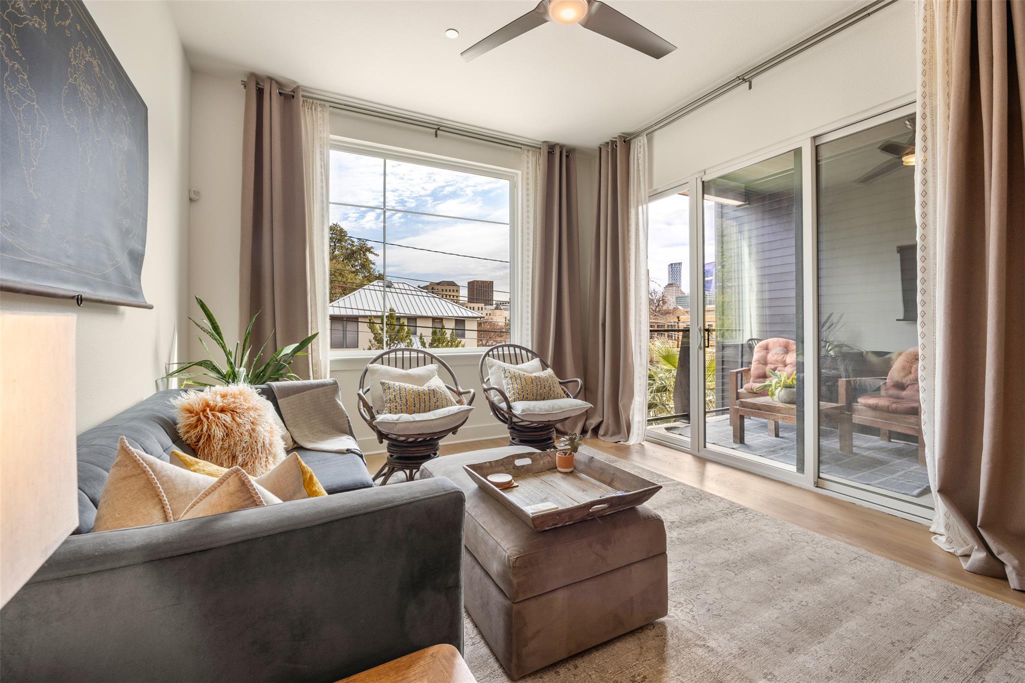1306 West Ave # 205