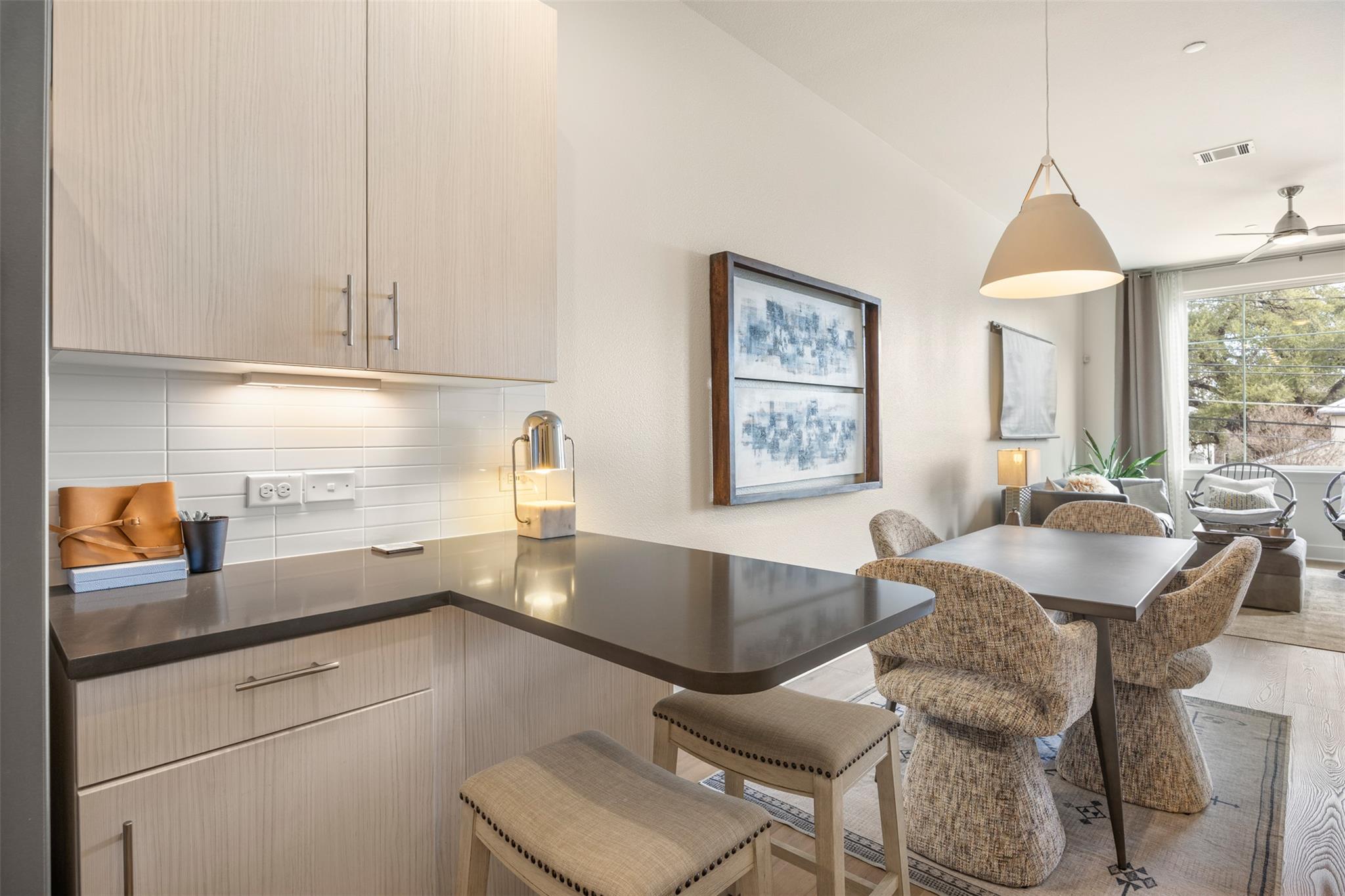 1306 West Ave # 205