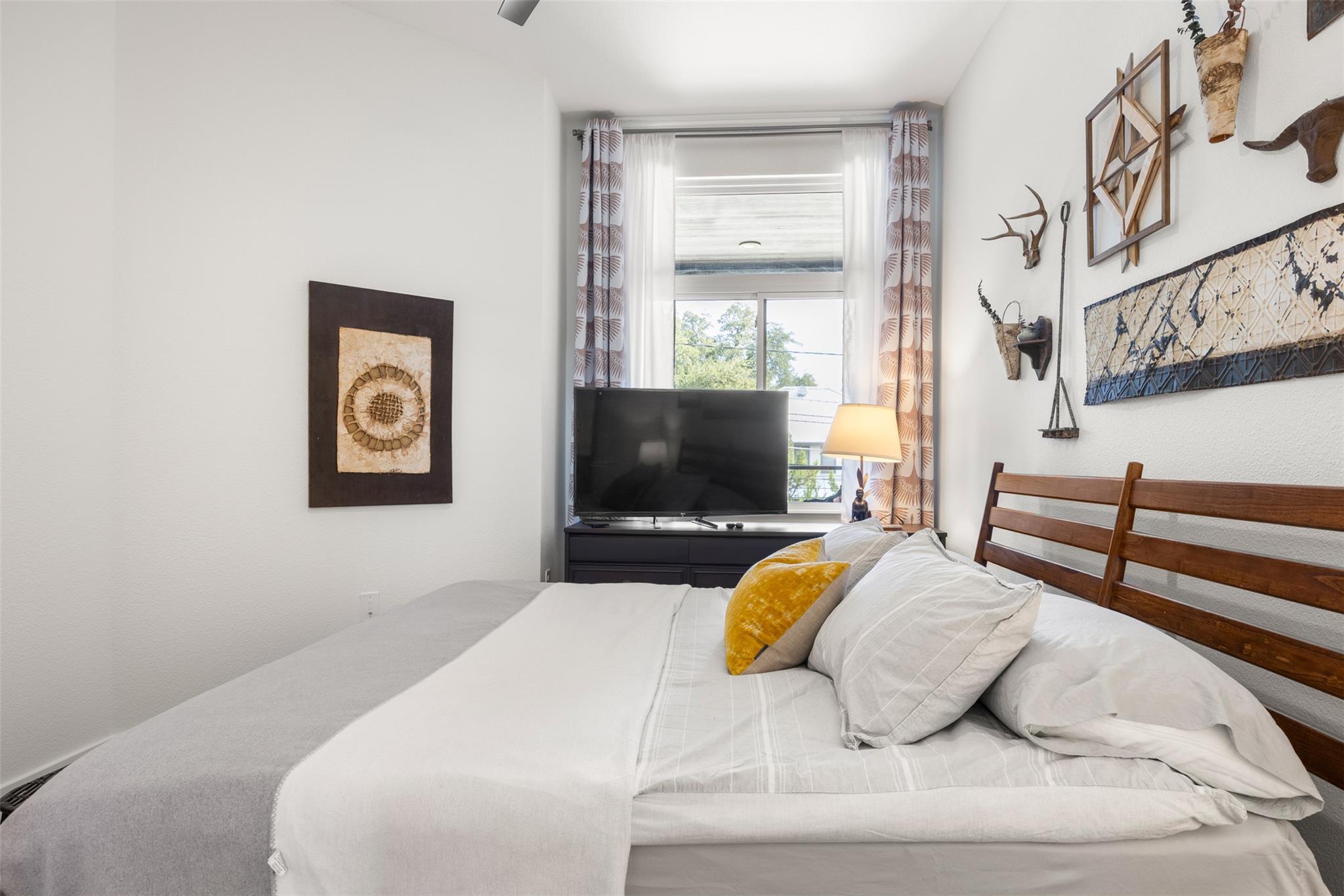 1306 West Ave # 205