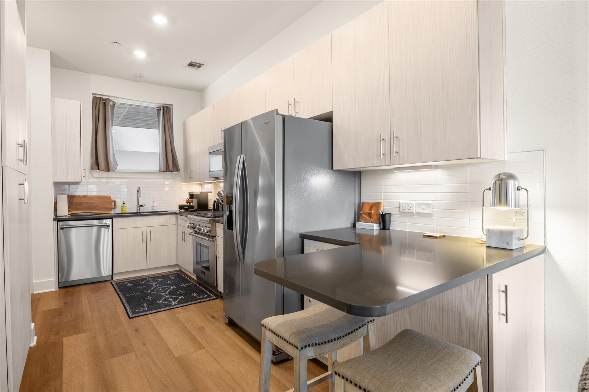 1306 West Ave # 205