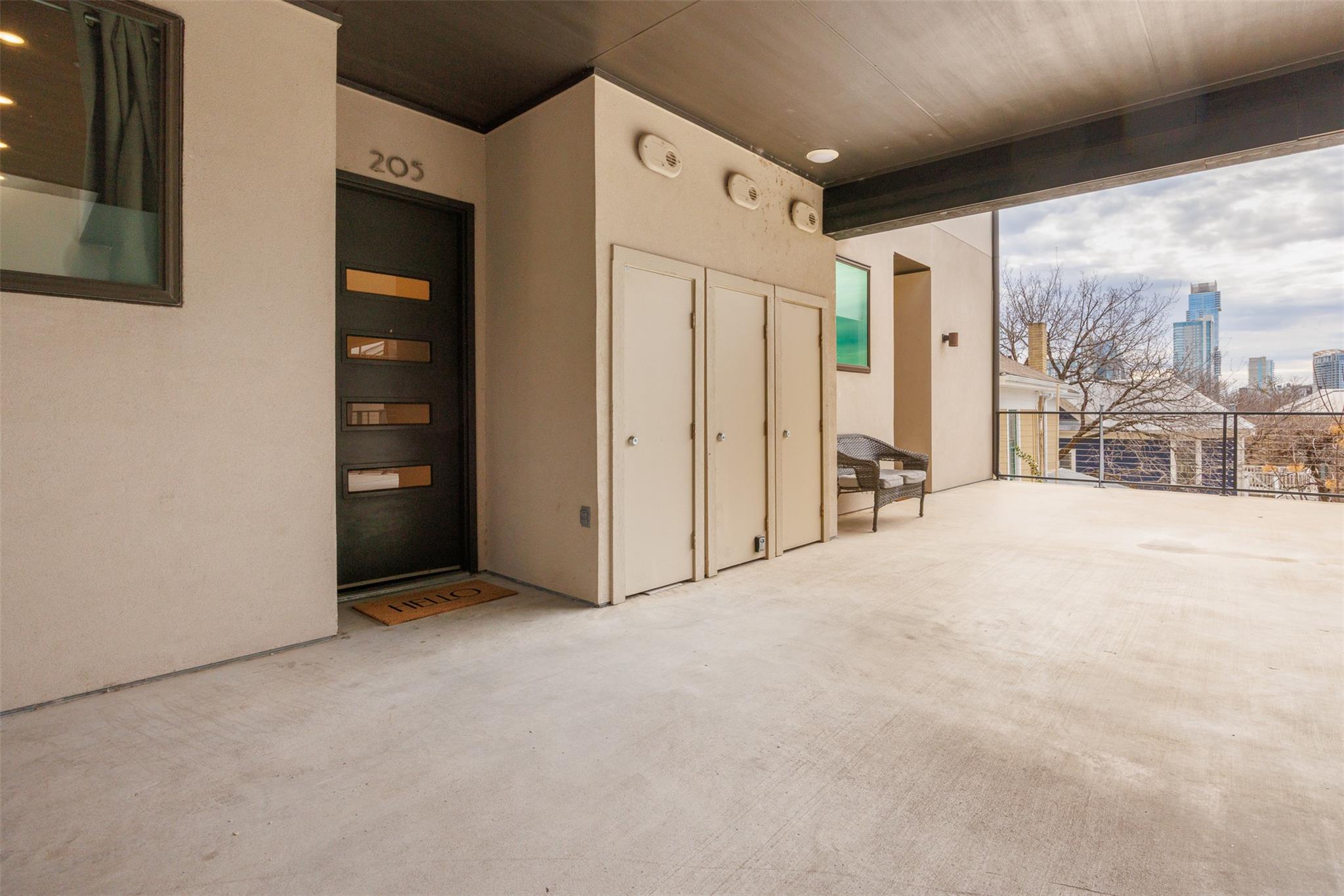 1306 West Ave # 205