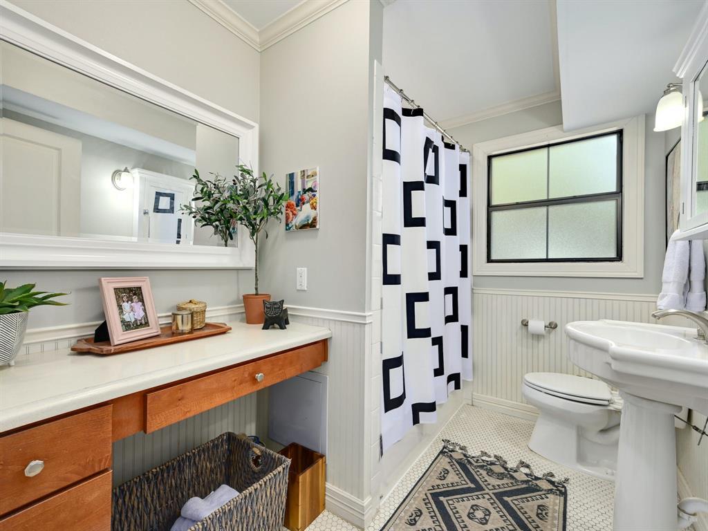 1202 Marshall LN # 1