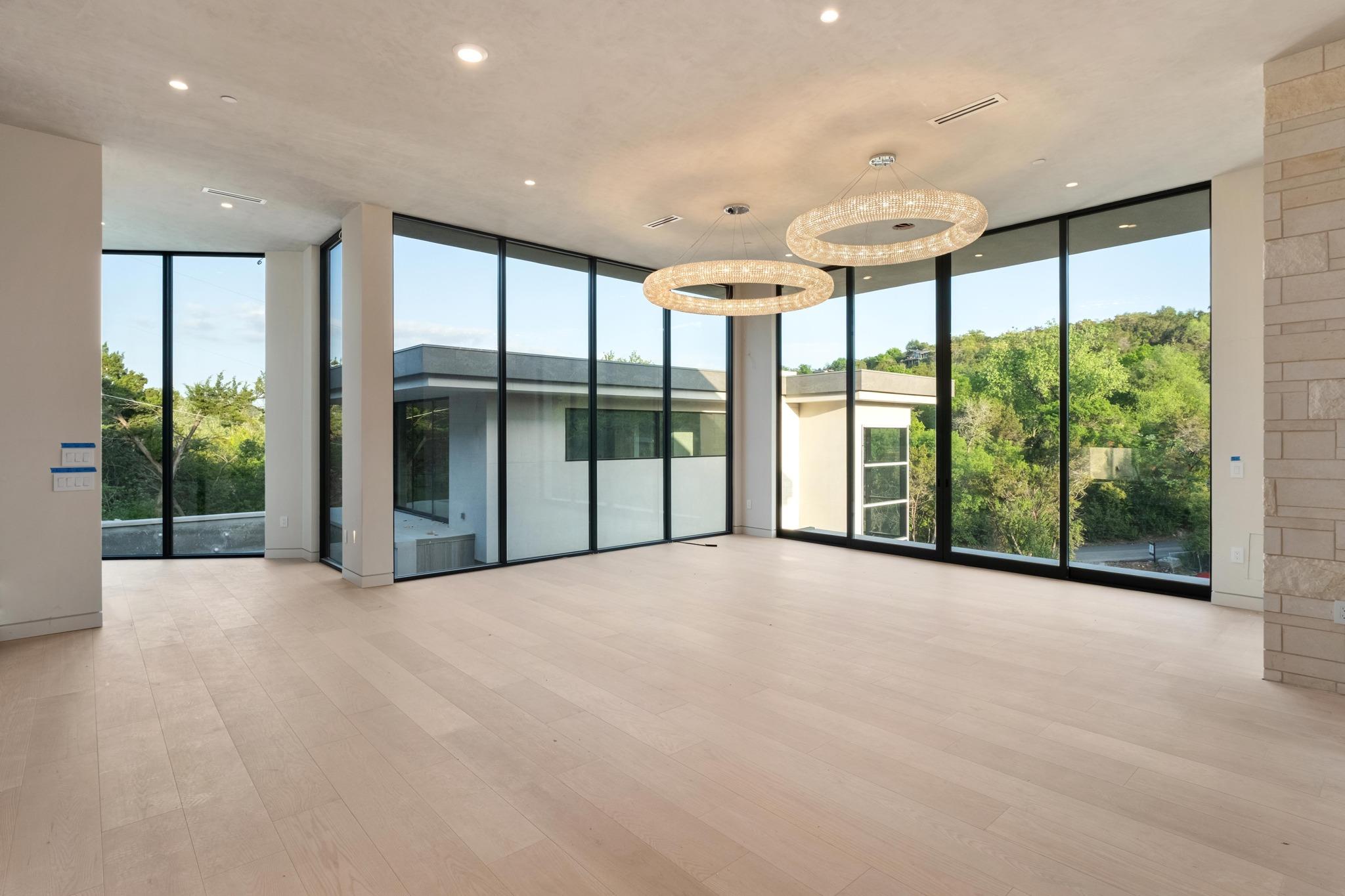 716 Laurel Valley RD