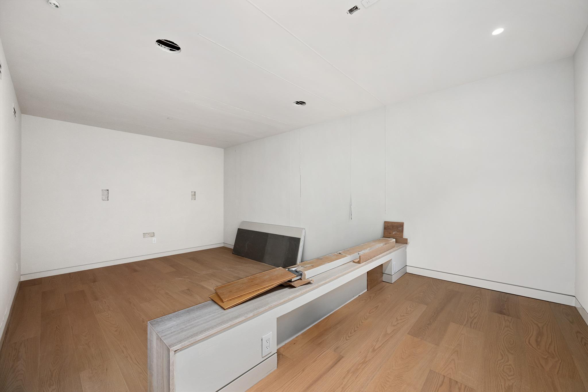 716 Laurel Valley RD