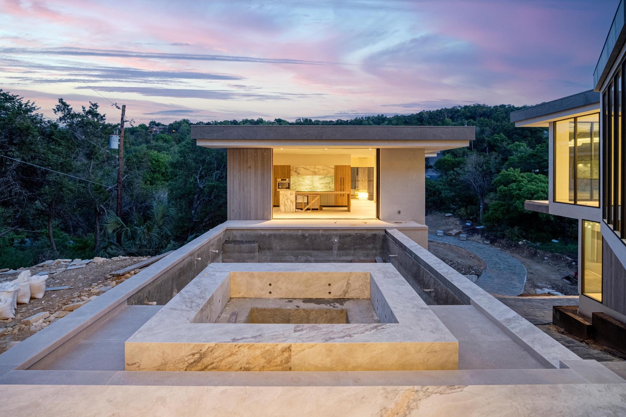 716 Laurel Valley RD