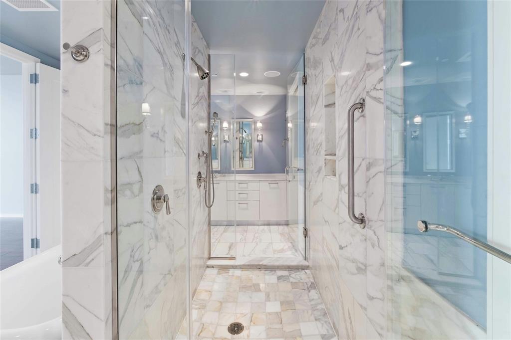 200 Congress Ave # 30H