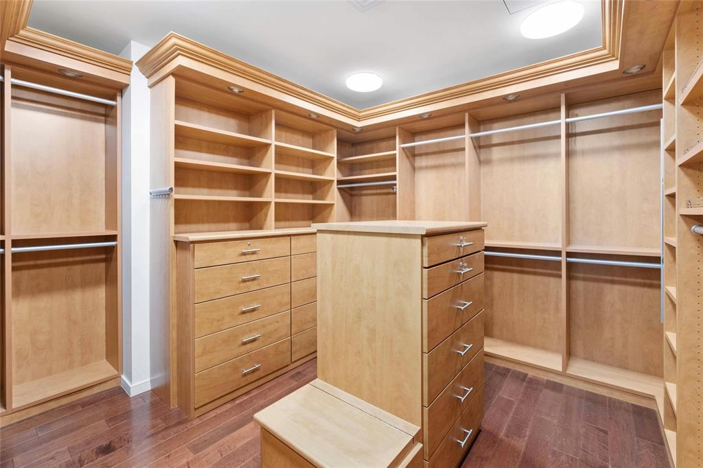 200 Congress Ave # 30H