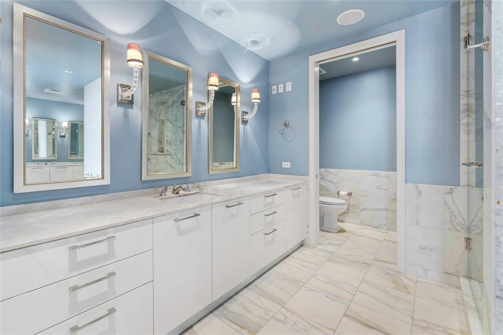 200 Congress Ave # 30H