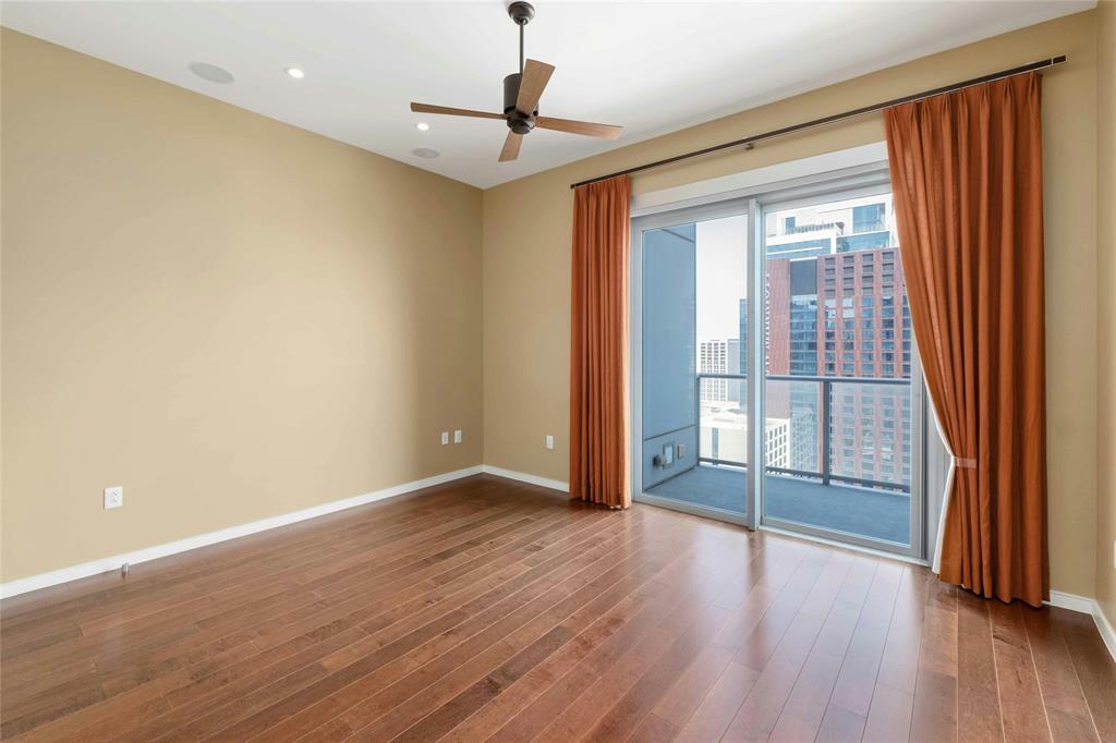 200 Congress Ave # 30H