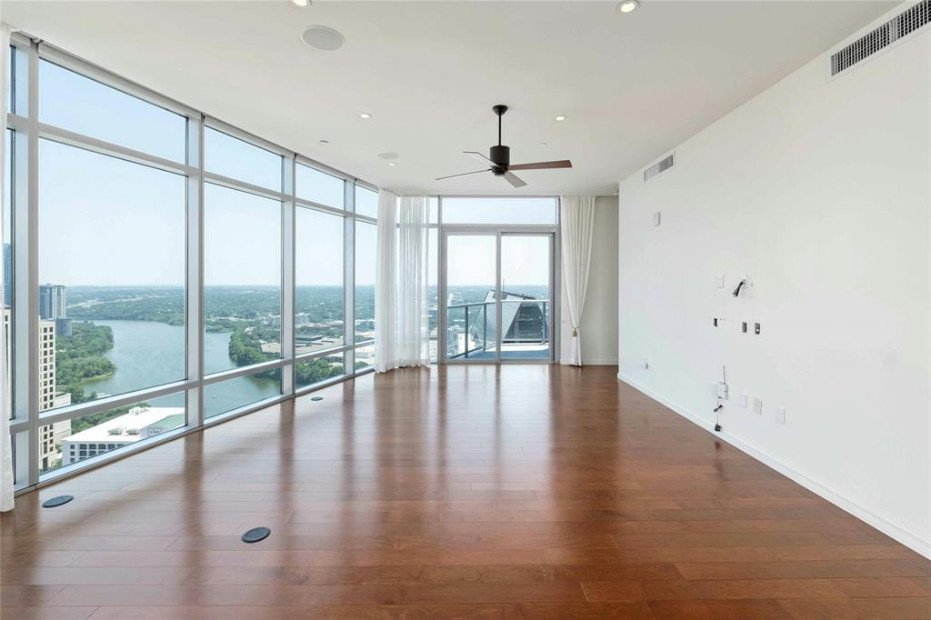 200 Congress Ave # 30H