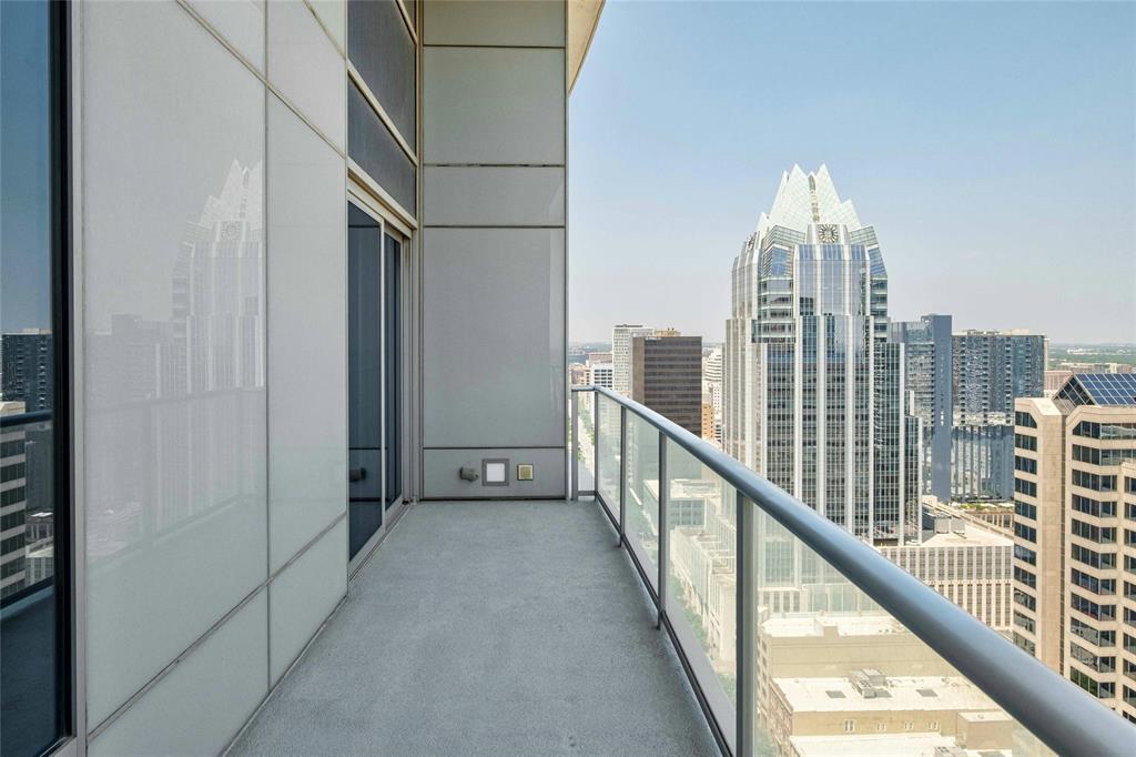 200 Congress Ave # 30H
