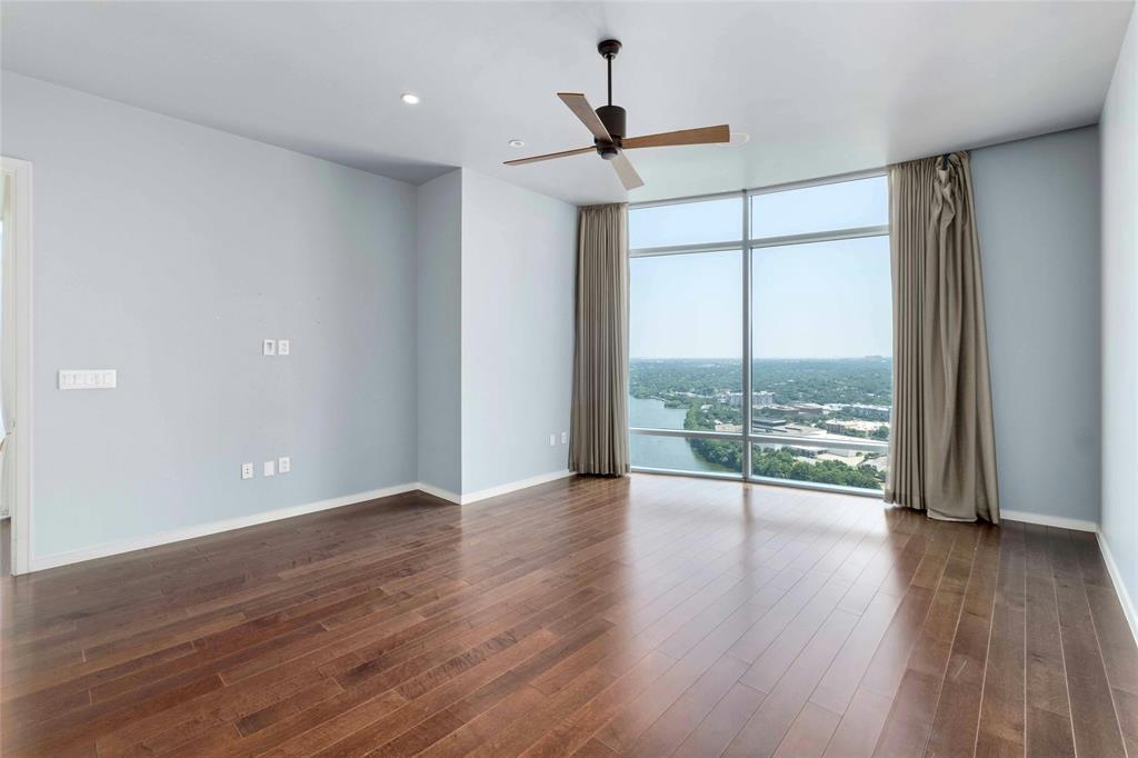 200 Congress Ave # 30H