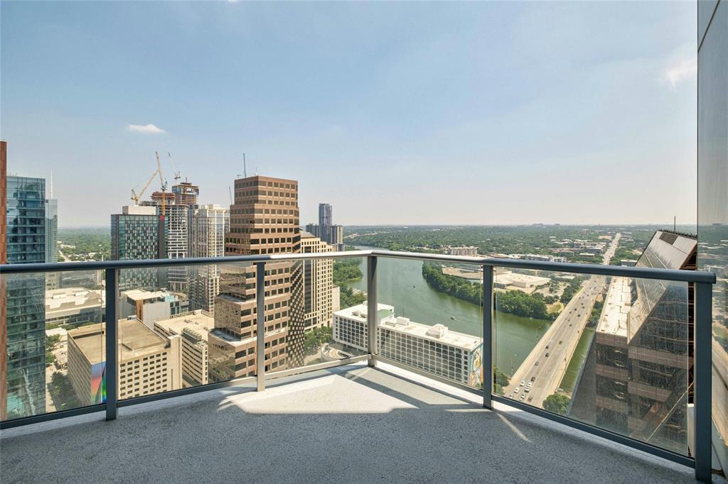 200 Congress Ave # 30H
