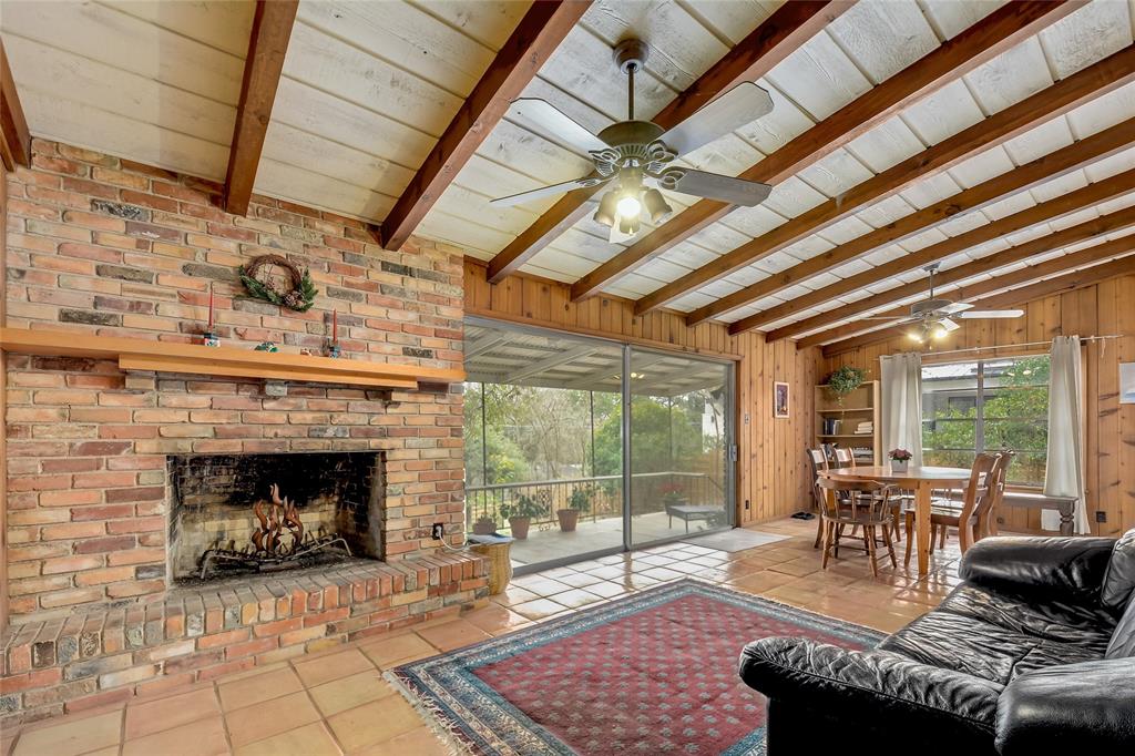 4828 Rollingwood DR