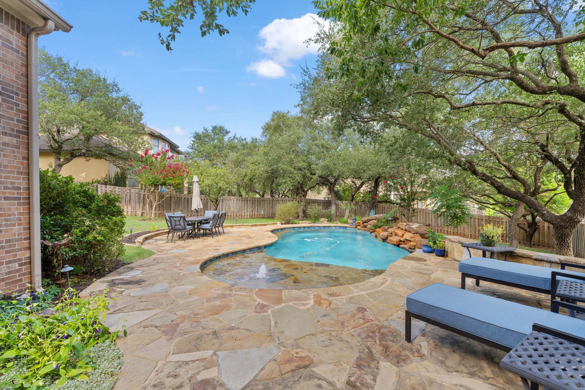 10700 Spiderling CT
