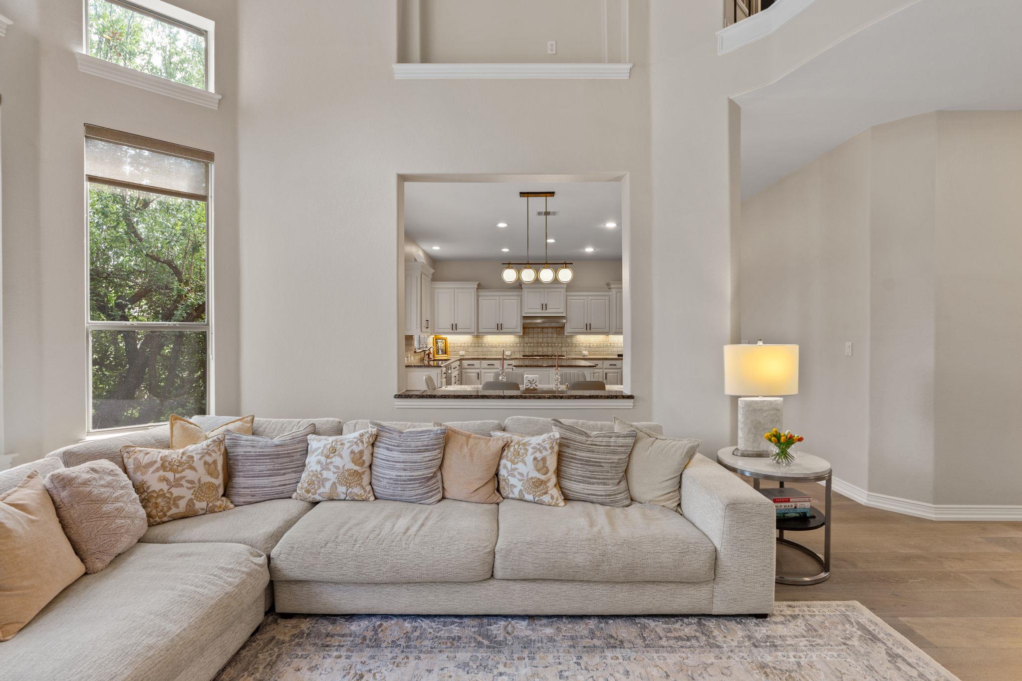 10700 Spiderling CT