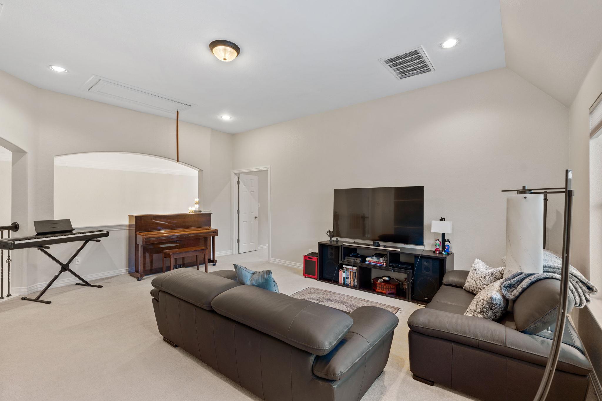 10700 Spiderling CT