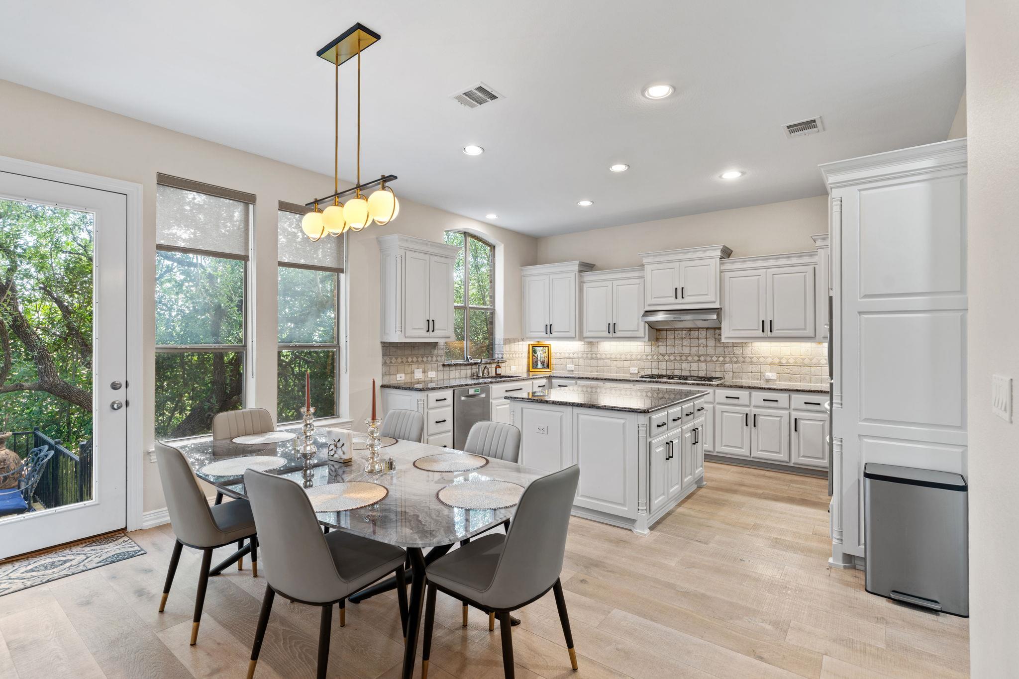 10700 Spiderling CT