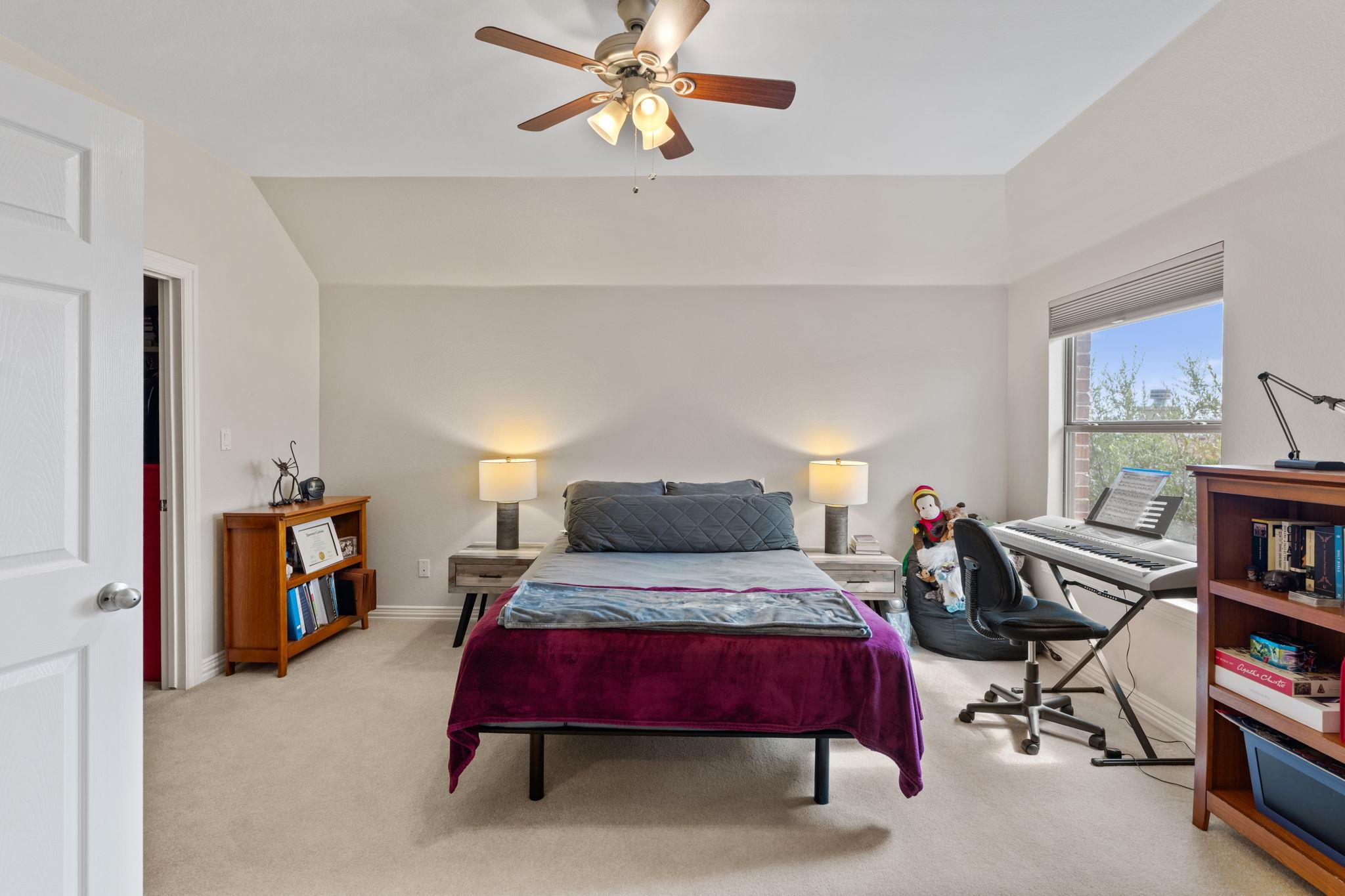10700 Spiderling CT