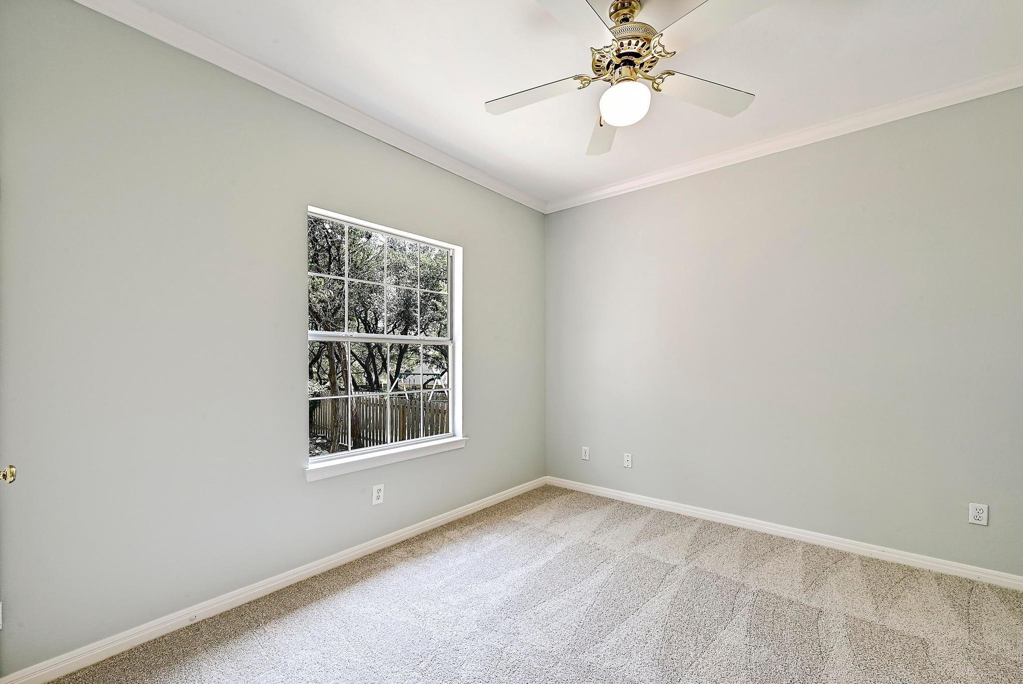 106 Los Altos DR