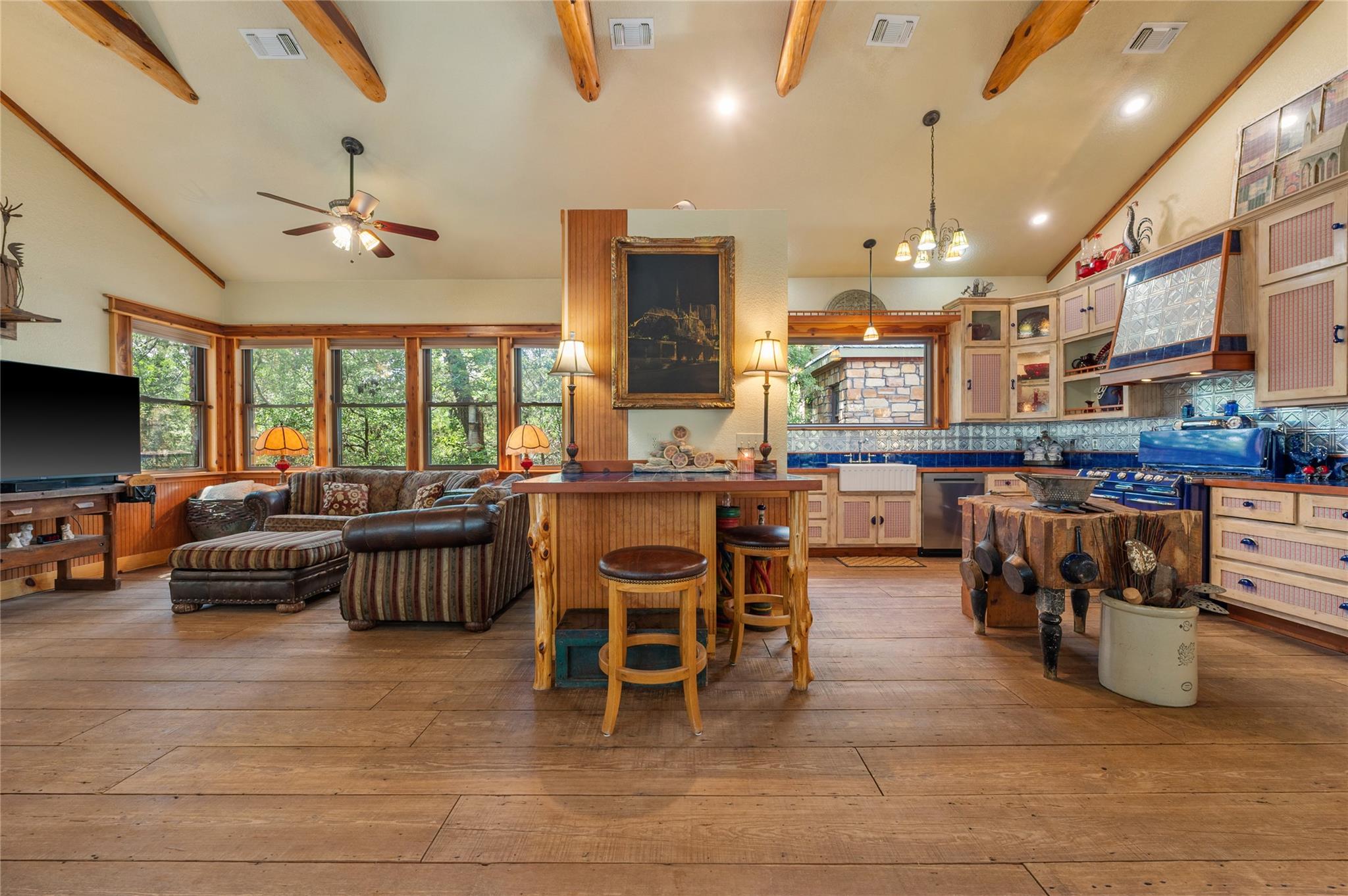 136 Red Fox LN