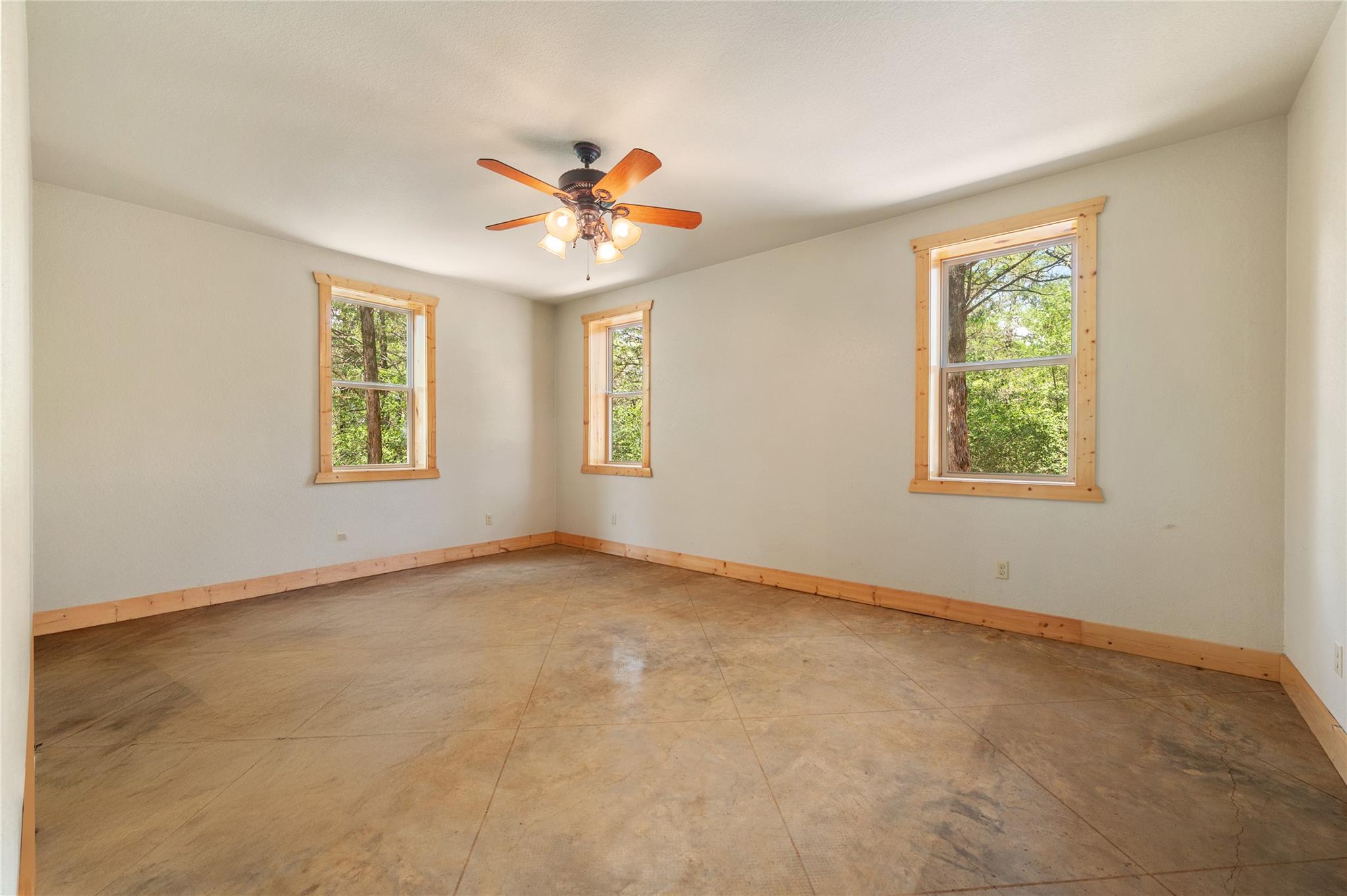 136 Red Fox LN