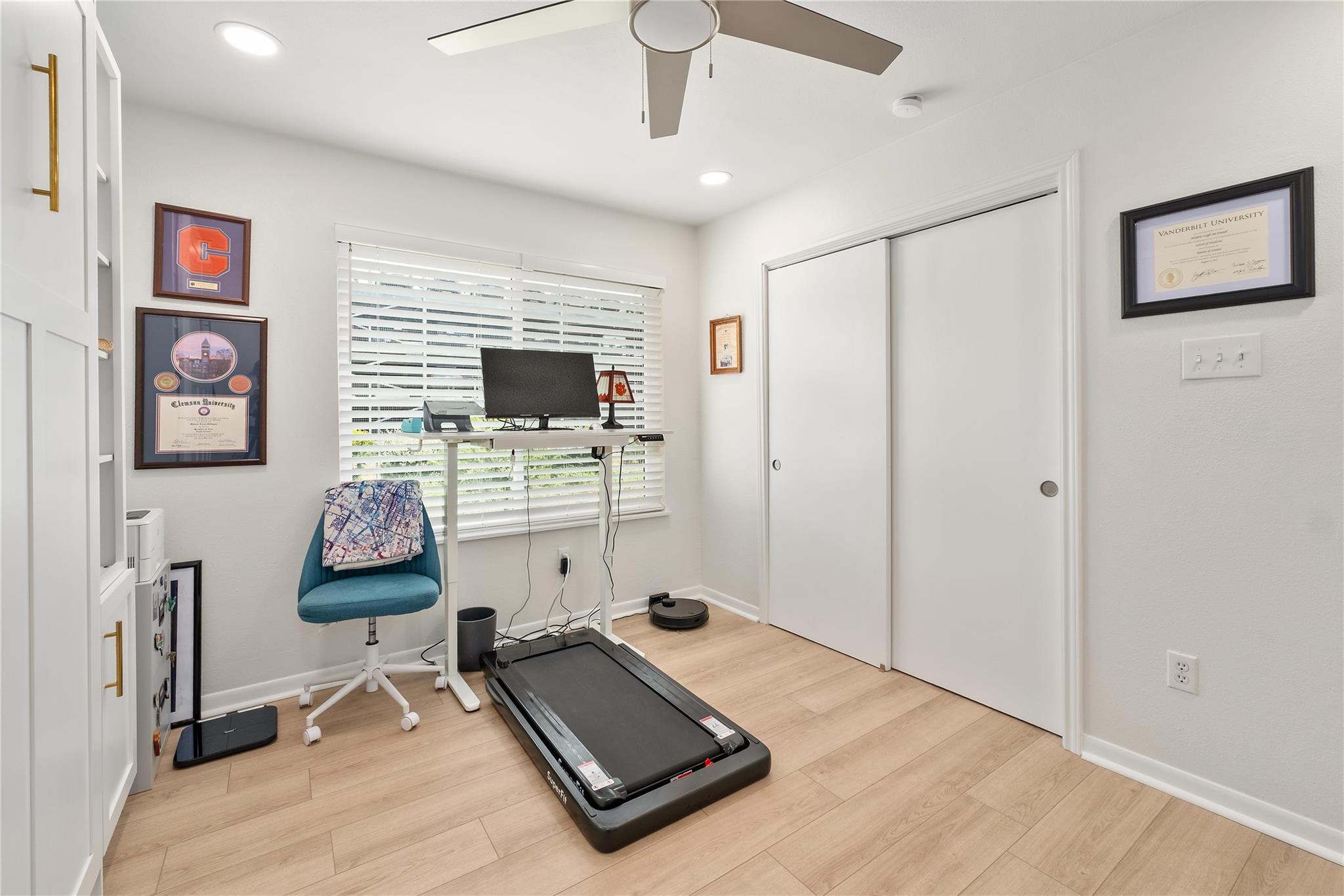 2450 Ashdale DR # D228