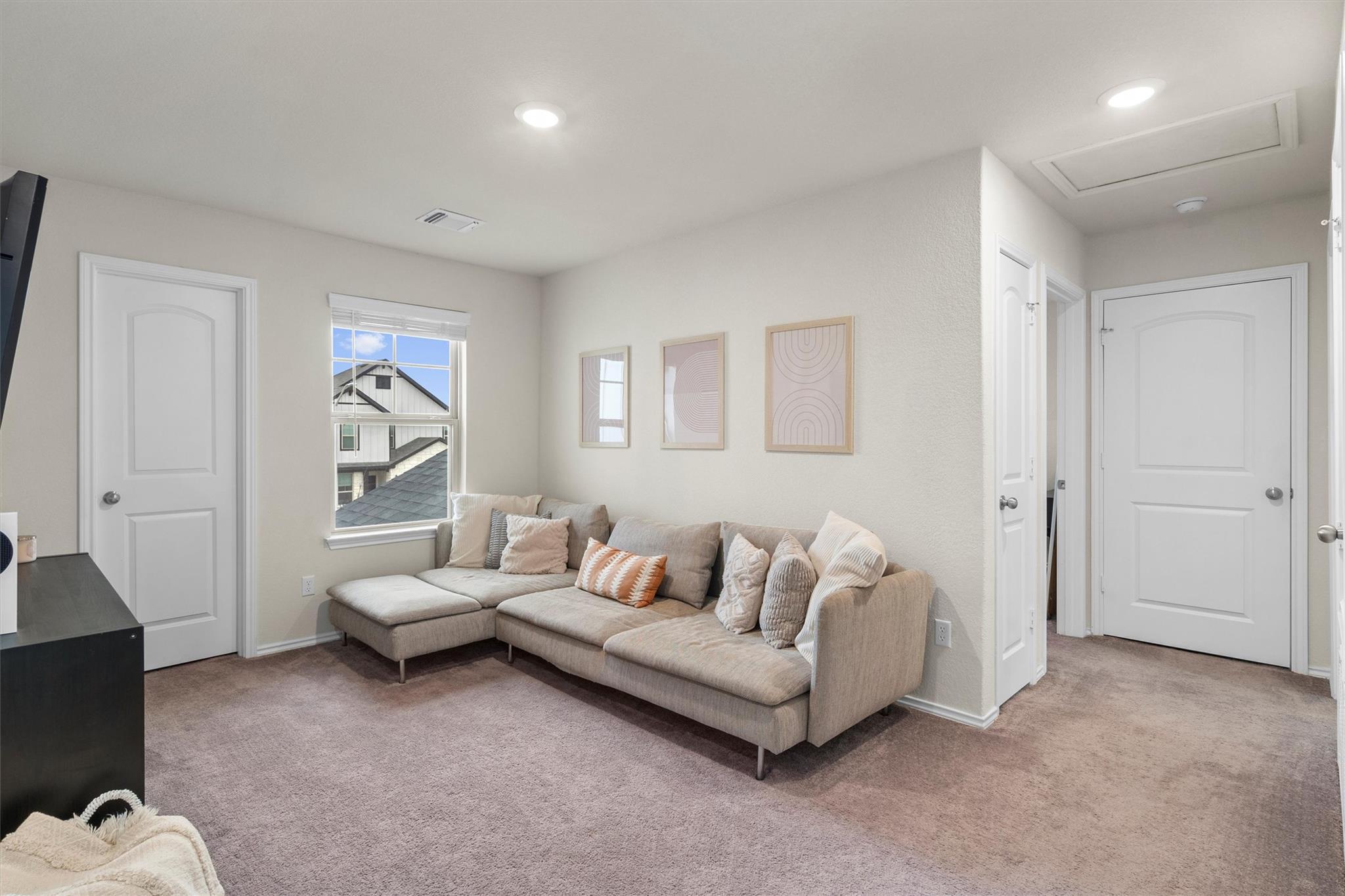 145 Fiery Skipper LN