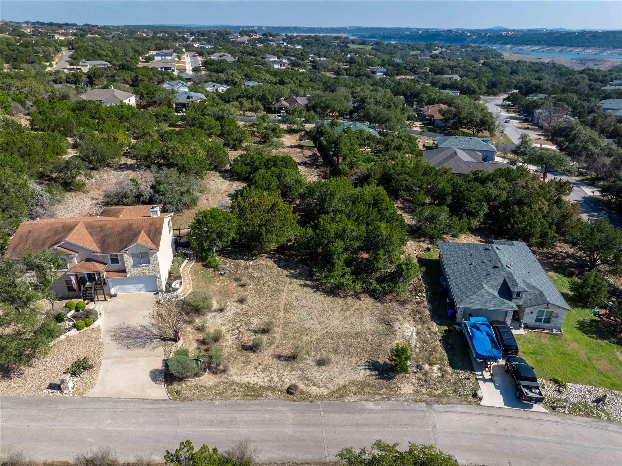 2503 Whittier CV