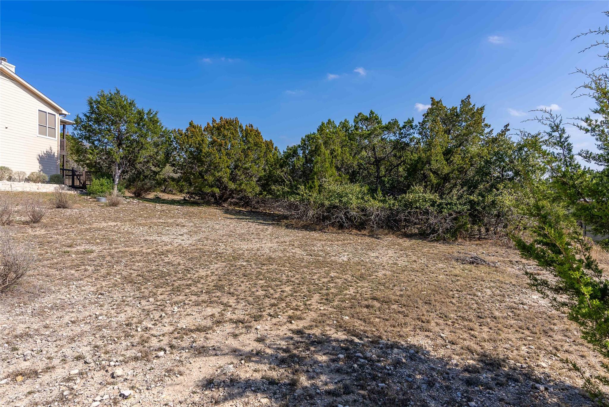 2503 Whittier CV