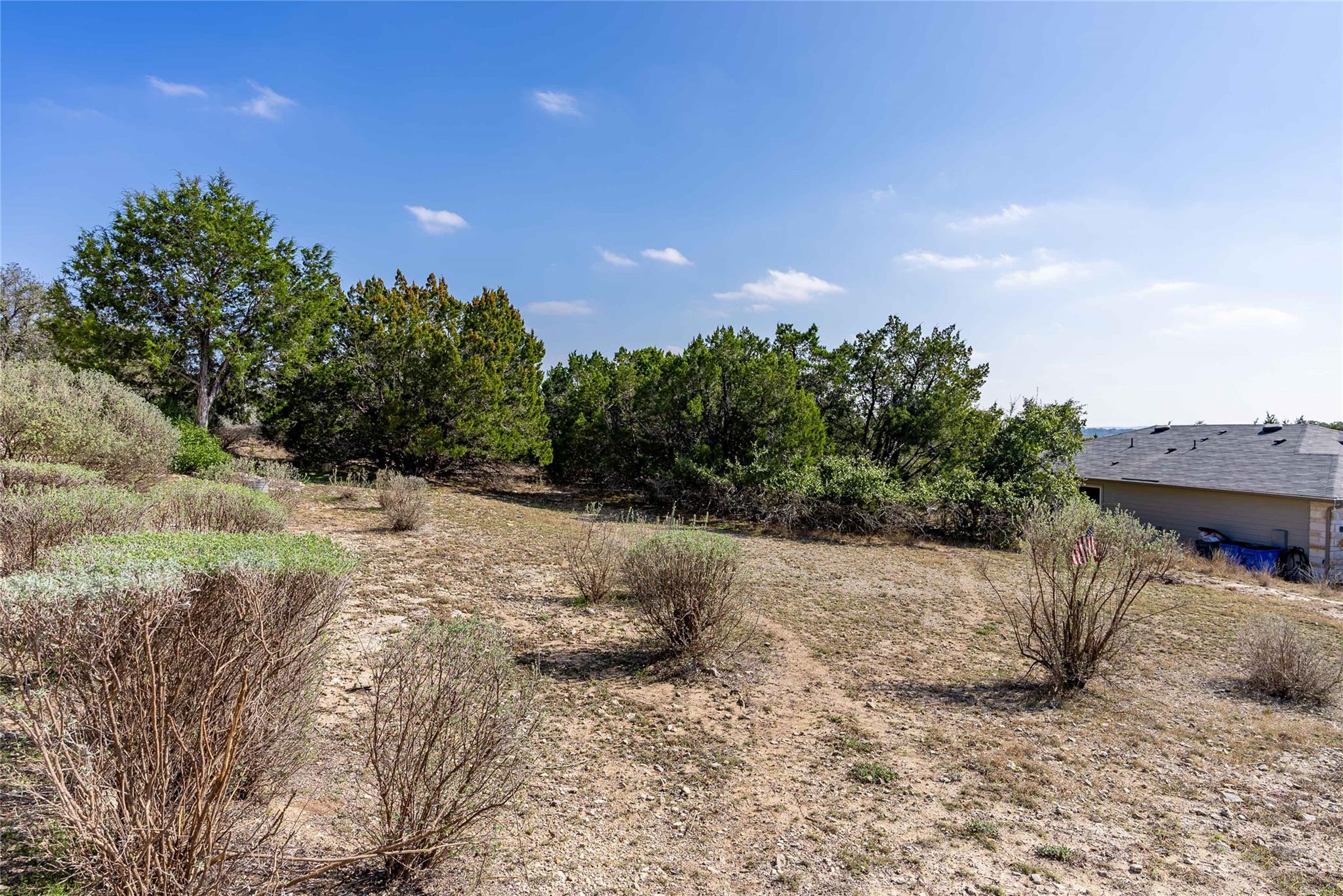 2503 Whittier CV