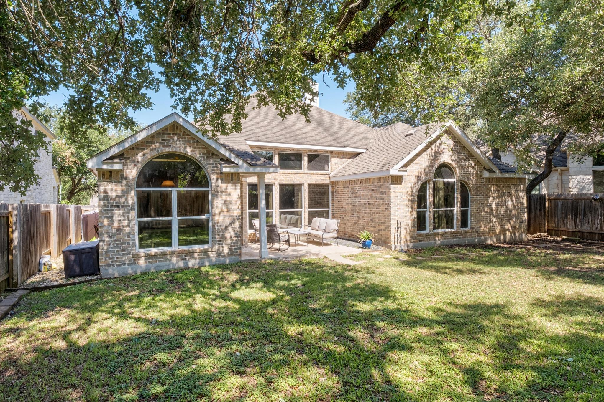 10609 Thoroughbred DR