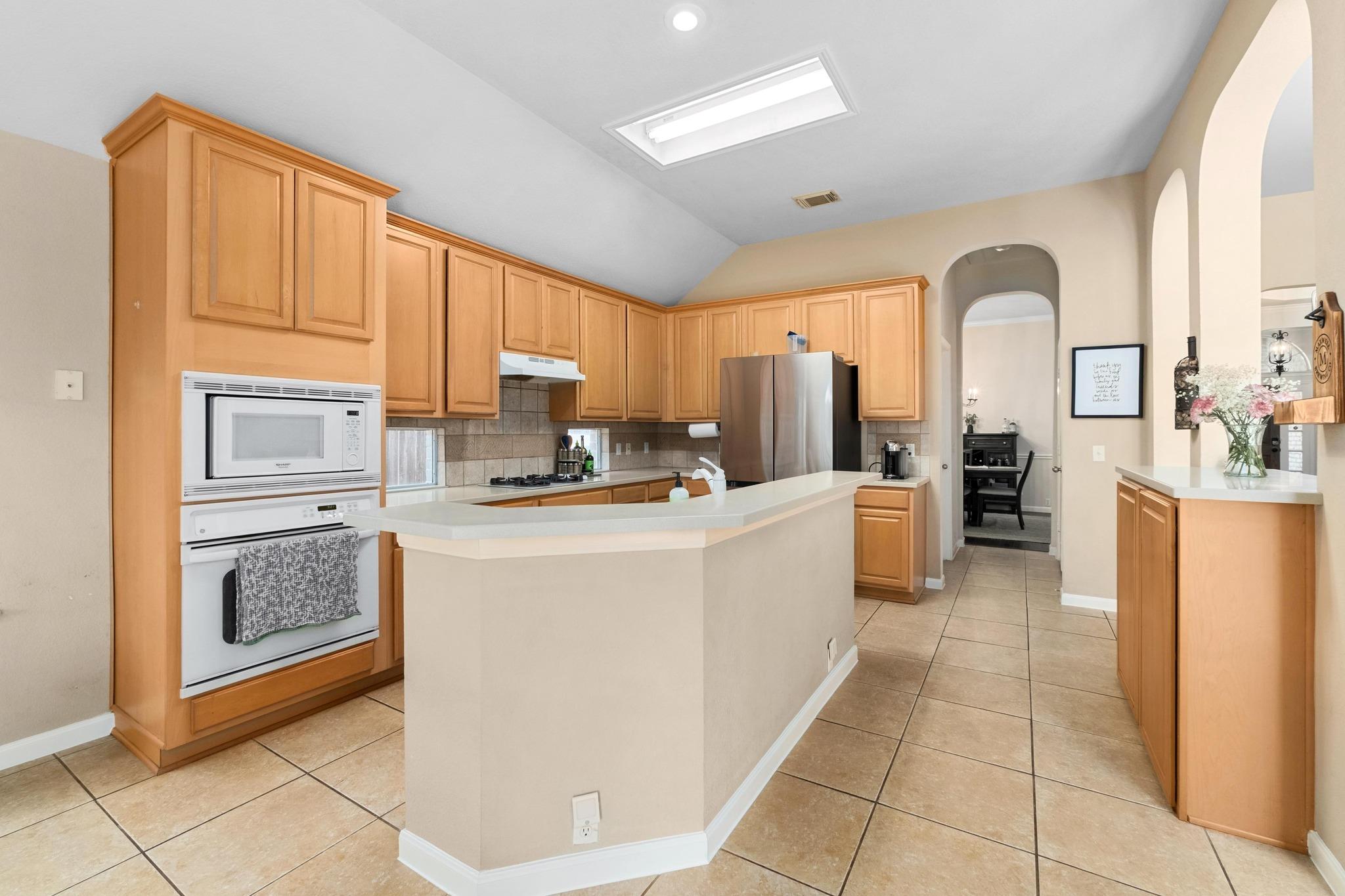 10609 Thoroughbred DR