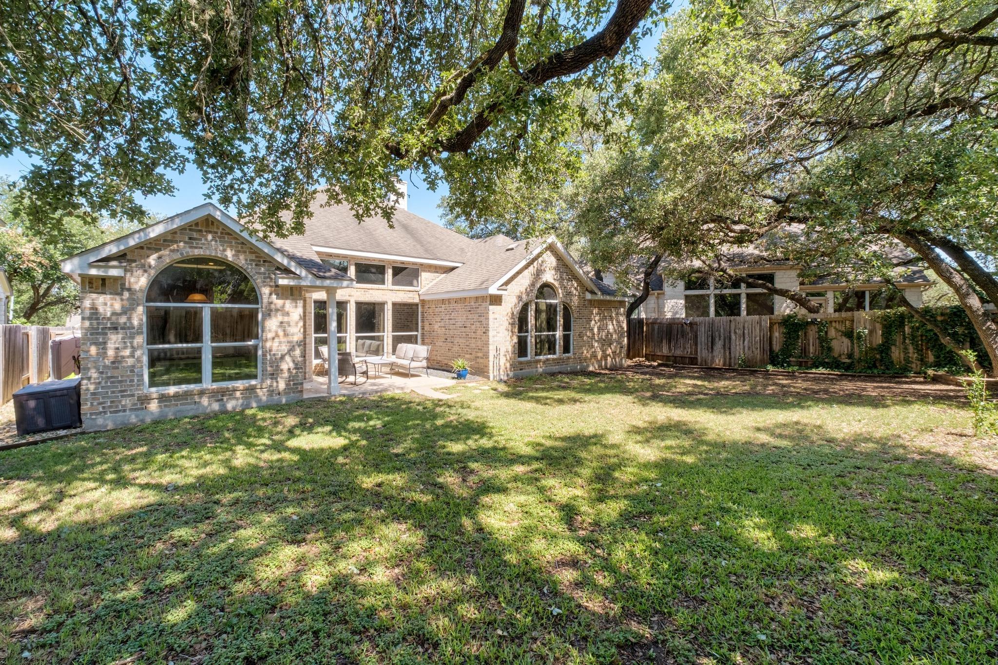 10609 Thoroughbred DR