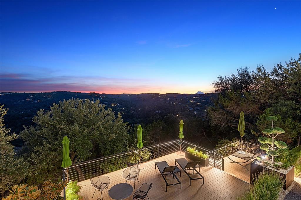 1704 Mount Larson RD