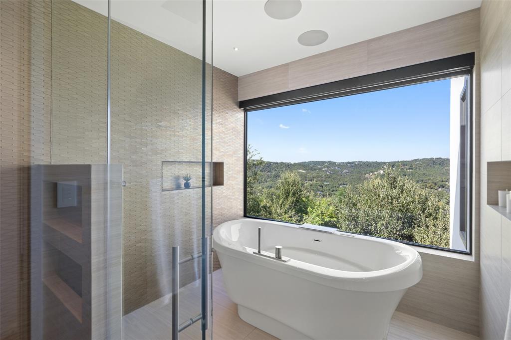 1704 Mount Larson RD