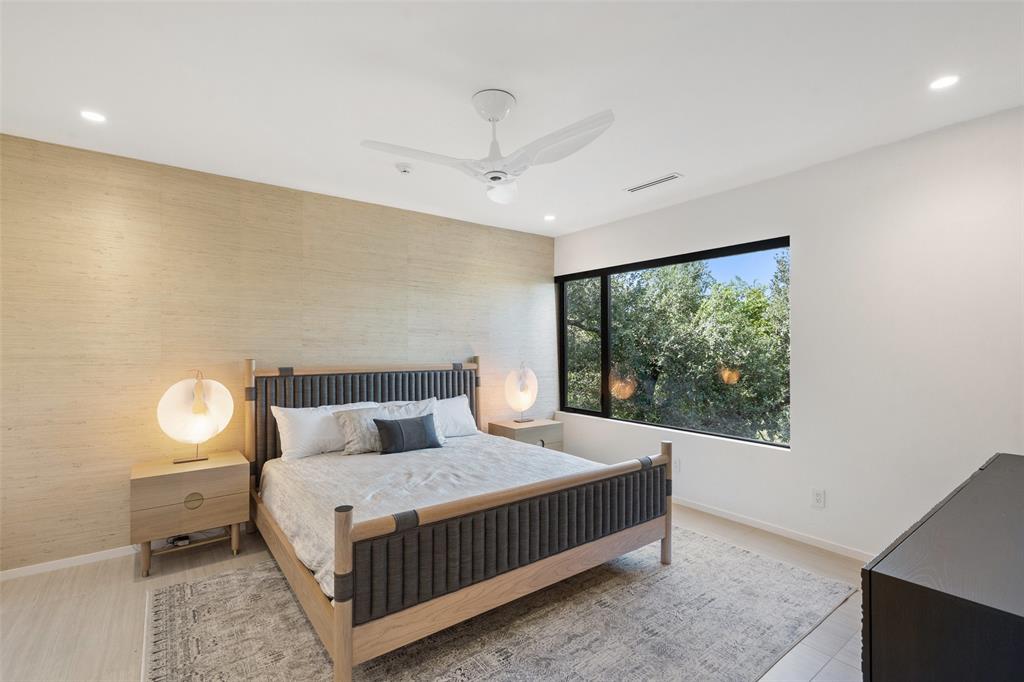 1704 Mount Larson RD