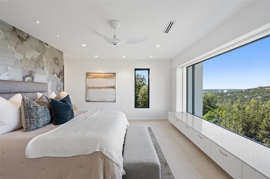 1704 Mount Larson RD