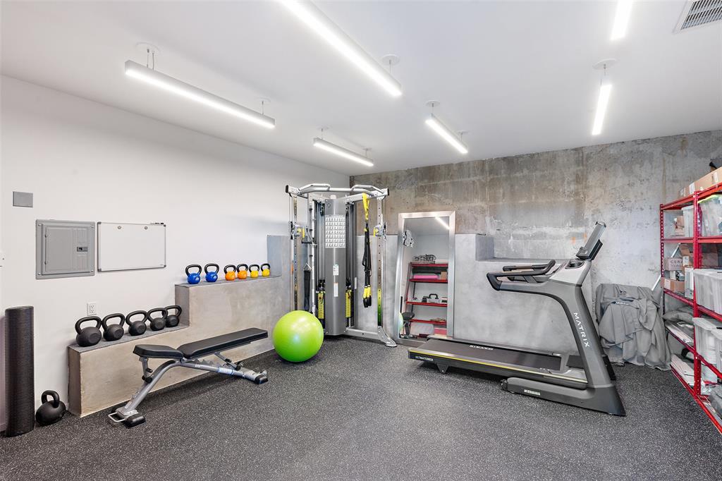 1704 Mount Larson RD