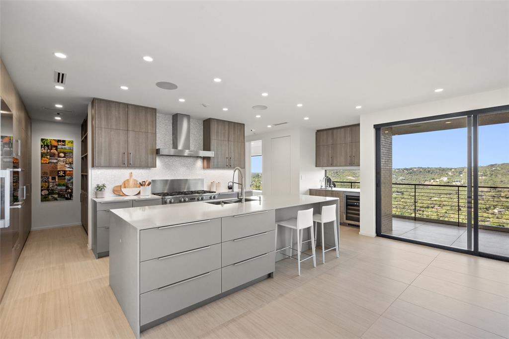 1704 Mount Larson RD