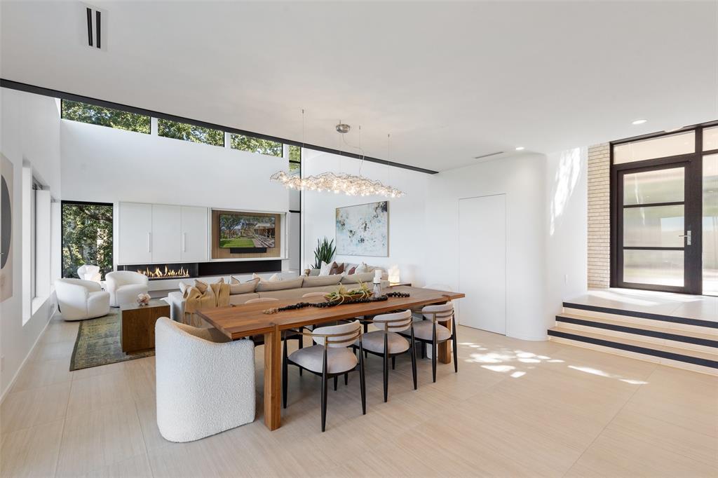 1704 Mount Larson RD