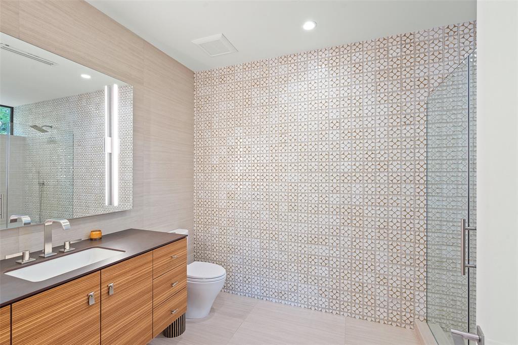 1704 Mount Larson RD