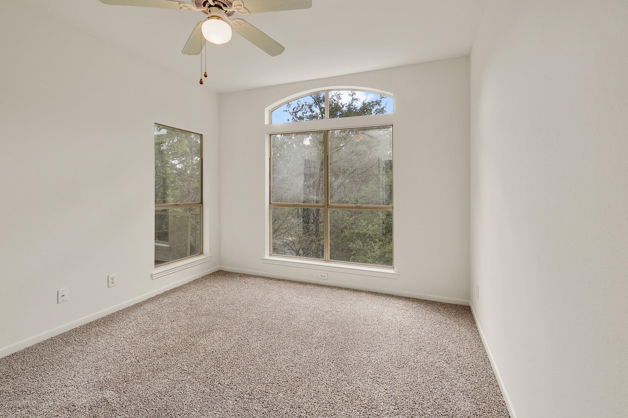 6000 Shepherd Mountain CV # 1703