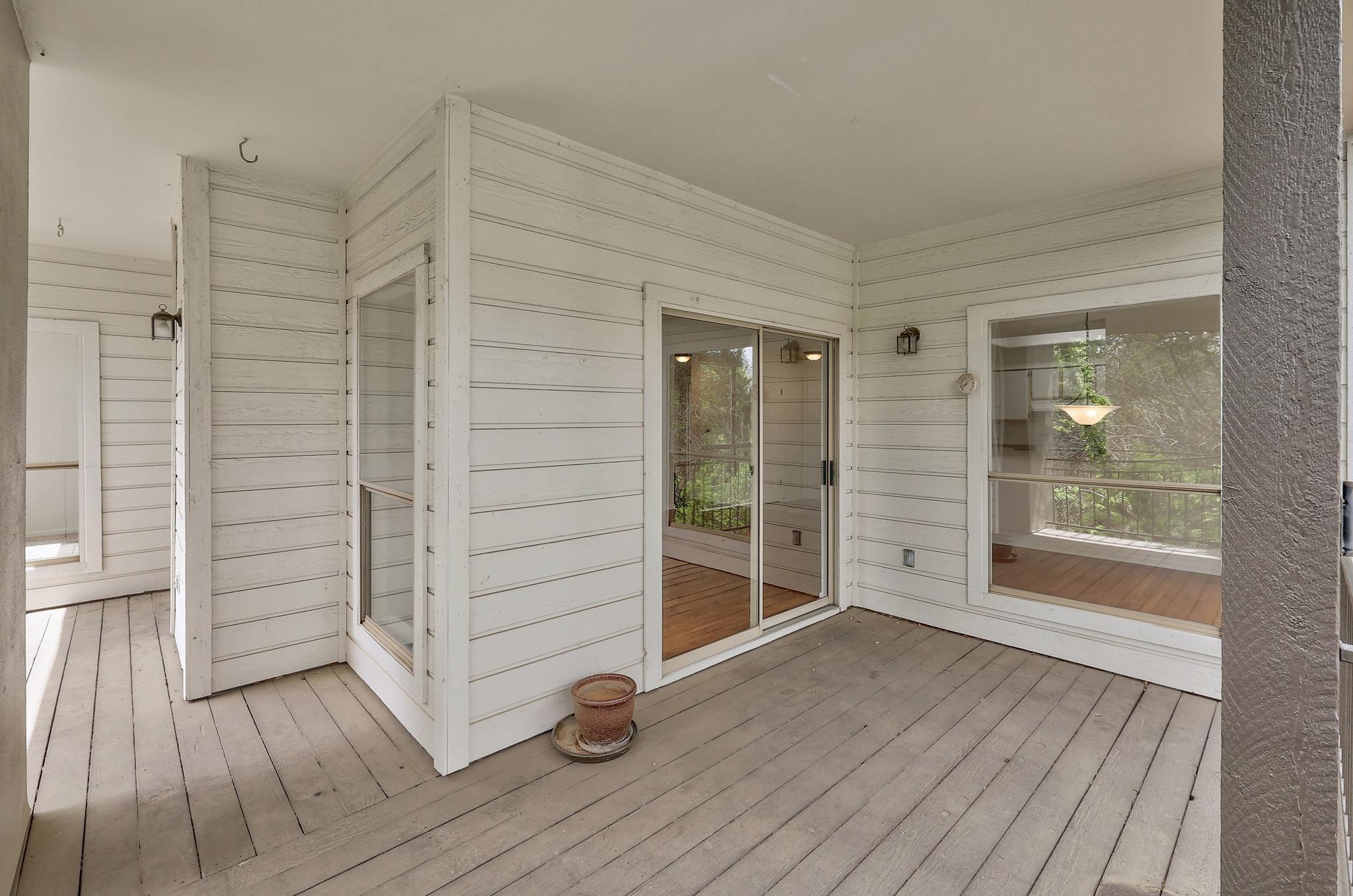 6000 Shepherd Mountain CV # 1703