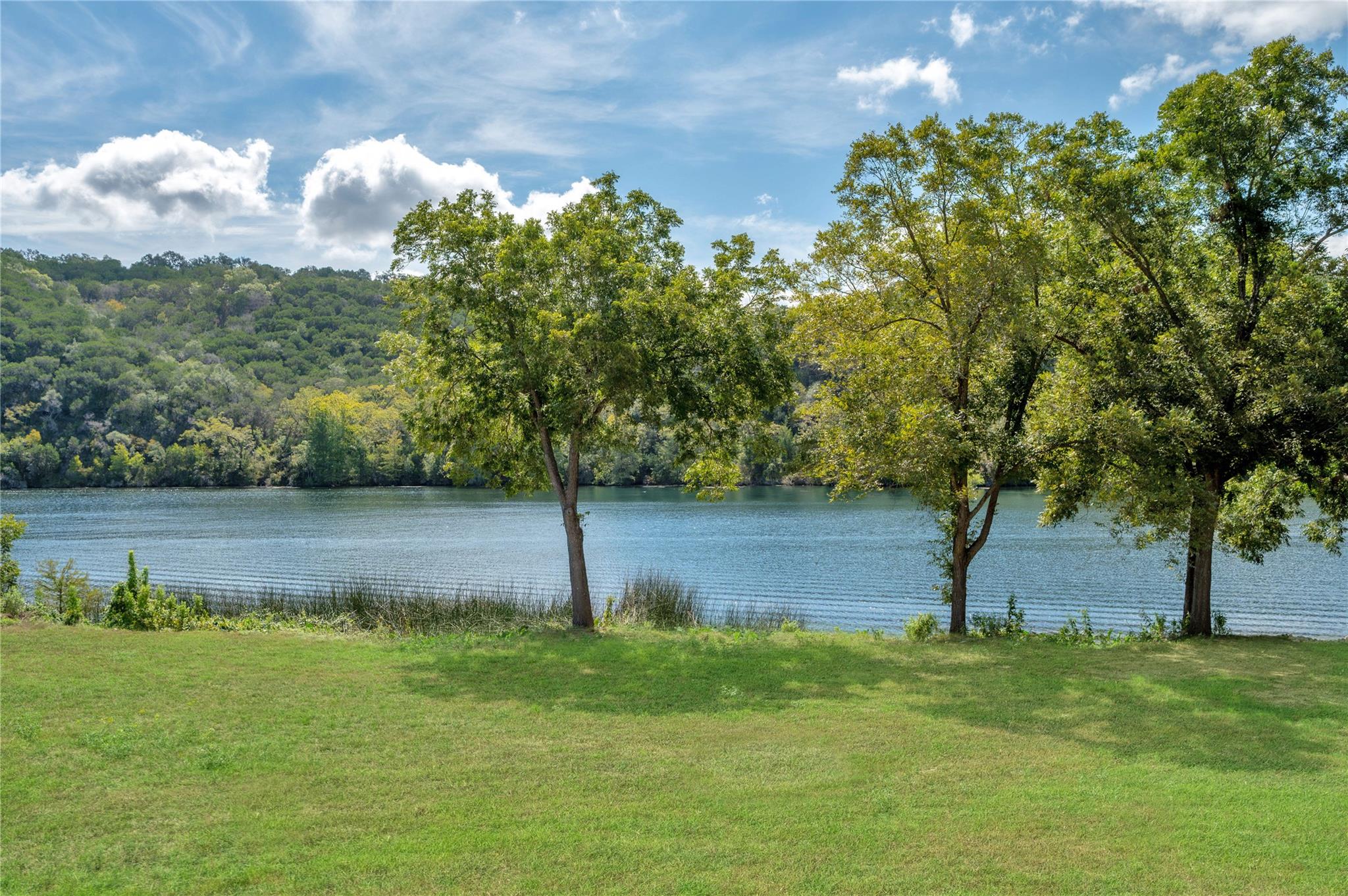924 Cypress Grove DR